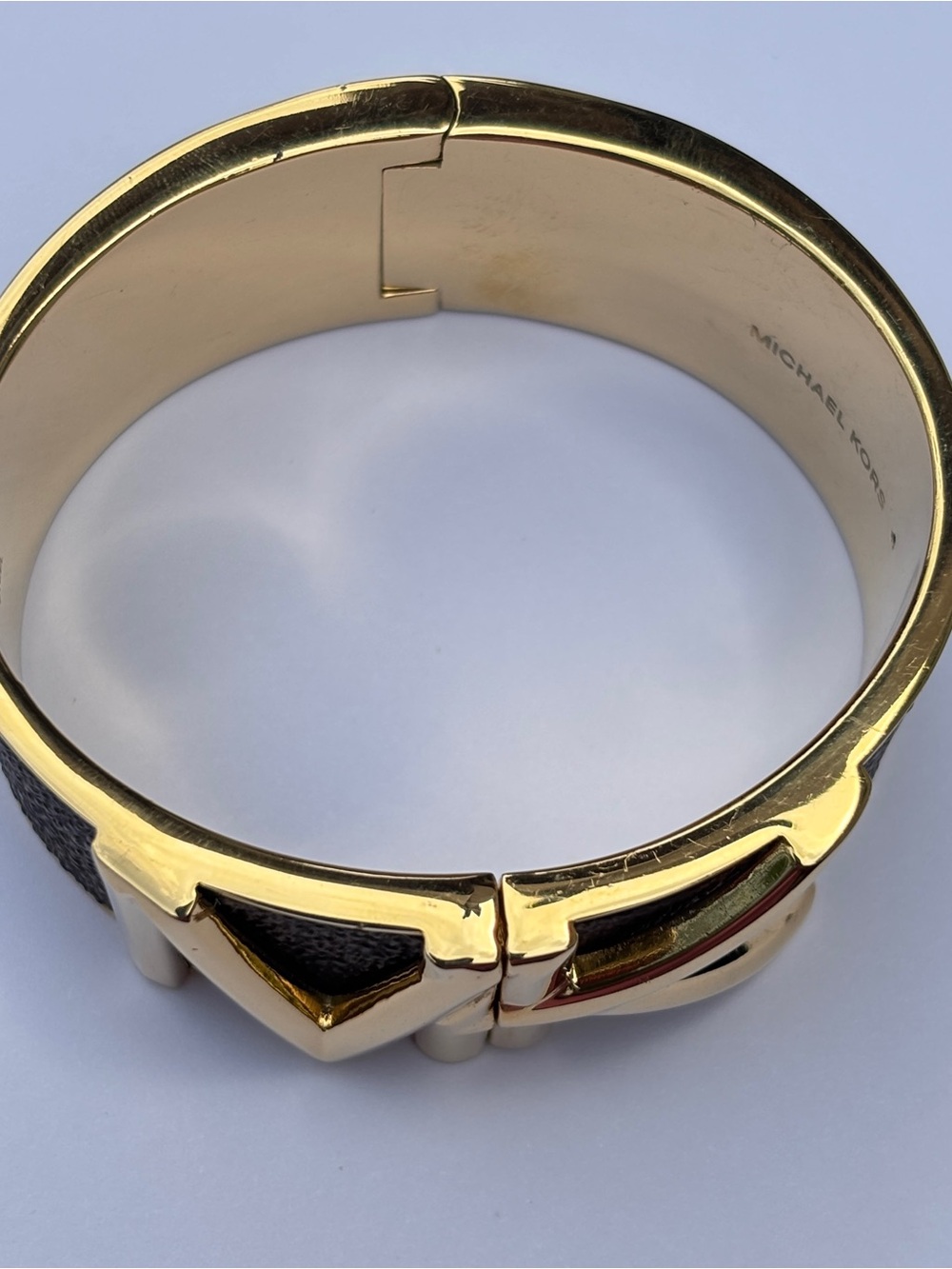 Michael Kors Mott Logo Bracelet Bangle size 6-1/2” - Picture 13 of 14